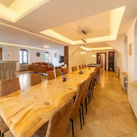 Grand Ardennes Retreat 別荘